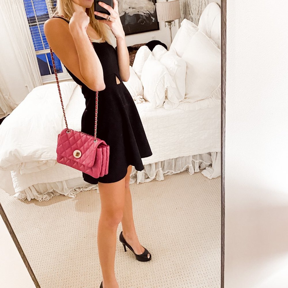 Pink Purse - Picture 2 of 6